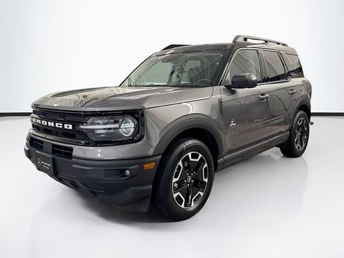 Used 2023 Ford Bronco Sport Outer Banks w/ Tech Package AWD/4WD image 1