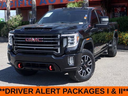 Used 2023 GMC Sierra 2500 AT4 w/ AT4 Preferred Package AWD/4WD image 4