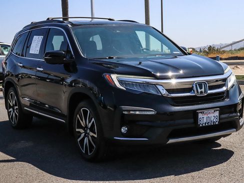 Used 2019 Honda Pilot Elite image 3