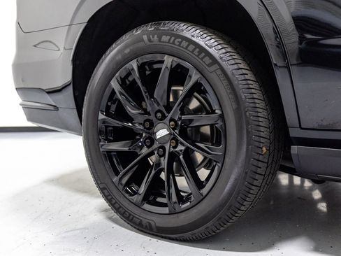 Used 2023 Cadillac Escalade Sport Platinum w/ LPO, ONYX Package image 31