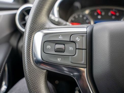 Used 2025 Chevrolet Blazer LT image 21