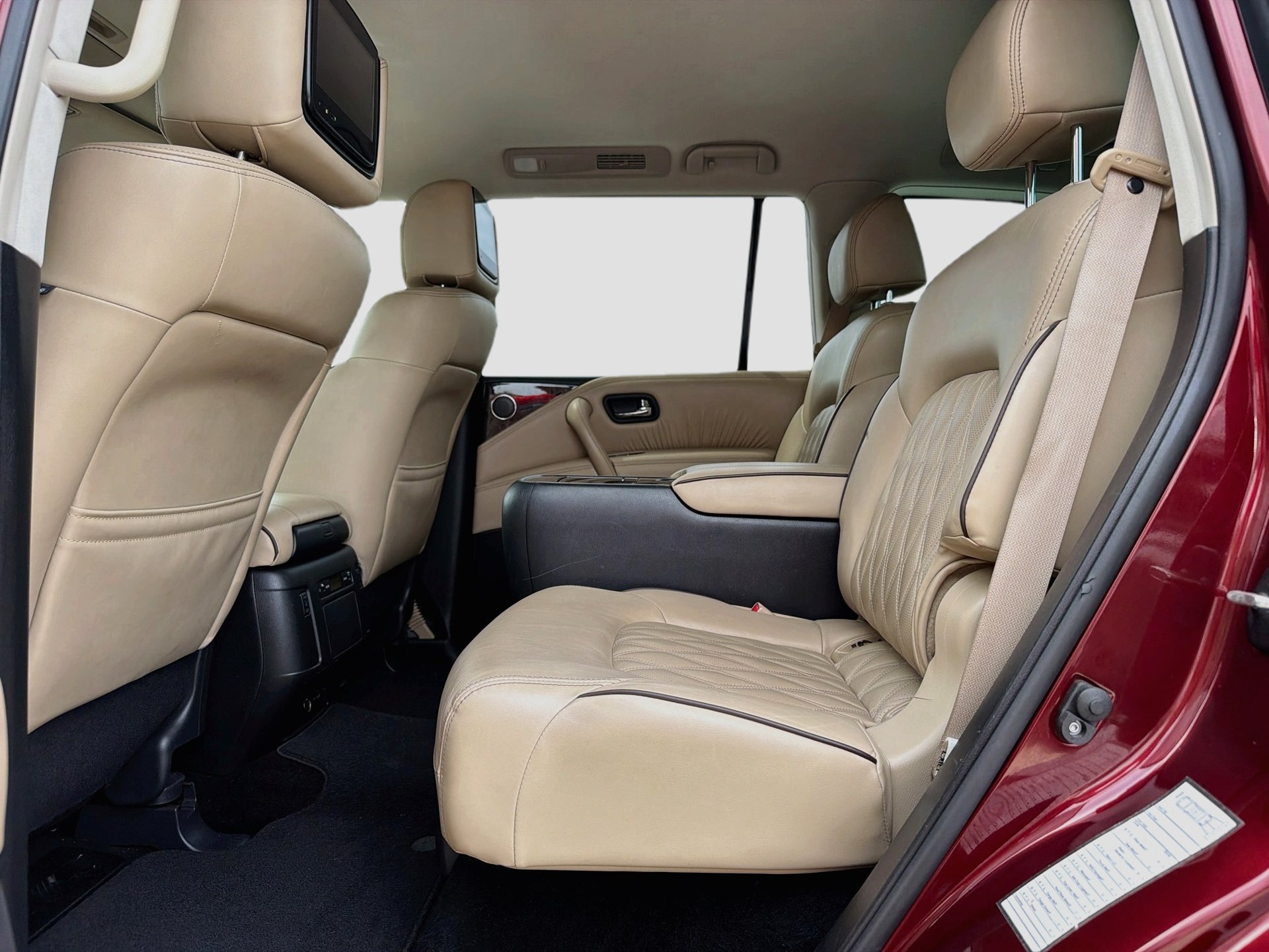 Used 2023 Nissan Armada Platinum w/ Captain's Chairs Package RWD image 25