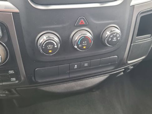 Used 2021 RAM 1500 Classic SLT AWD/4WD image 22