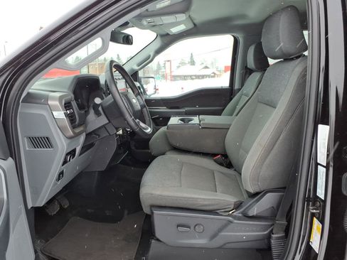 Used 2024 Ford F150 XLT image 10