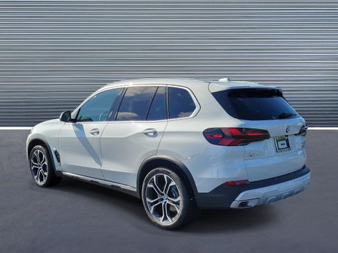 New 2026 BMW X5 sDrive40i w/ Premium Package RWD image 4