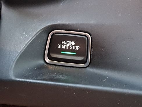 Used 2019 Chevrolet Camaro LT RWD image 26