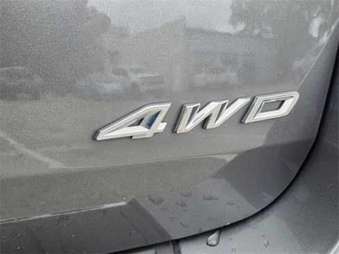 Used 2023 Ford Explorer Limited image 21