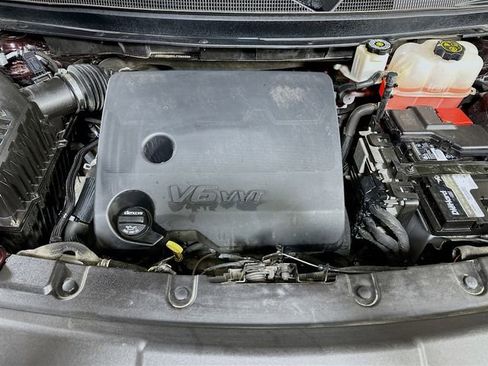Used 2020 Chevrolet Traverse Premier AWD/4WD image 31