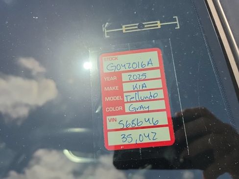 Certified 2025 Kia Telluride EX X-Line AWD/4WD image 7