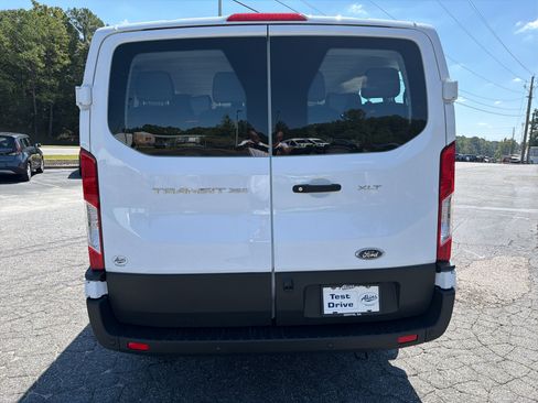 Used 2025 Ford Transit 350 XLT RWD image 5