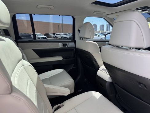 Used 2024 Hyundai Santa Fe Calligraphy image 42