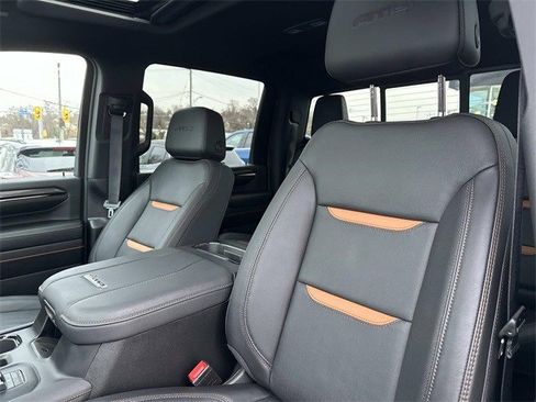 Used 2024 GMC Sierra 2500 AT4 w/ AT4 Premium Plus Package image 20