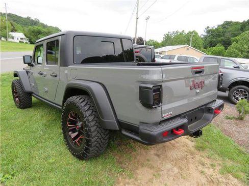 Used 2021 Jeep Gladiator Rubicon w/ Trailer Tow Package AWD/4WD image 15