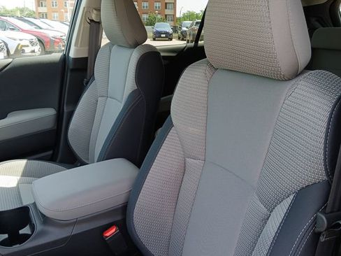 Used 2025 Subaru Outback Premium image 19