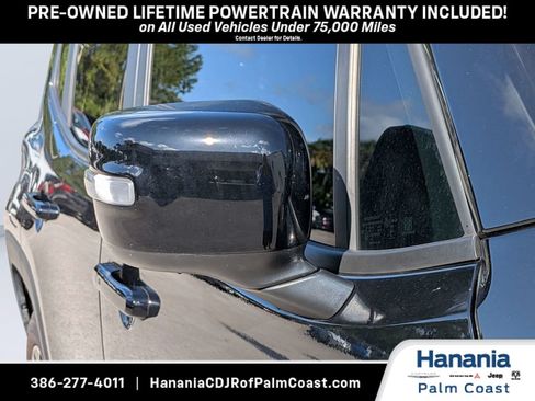 Used 2023 Jeep Renegade Trailhawk w/ Trailhawk Elite Group AWD/4WD image 11
