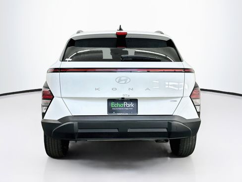 Used 2025 Hyundai Kona SEL AWD/4WD image 7