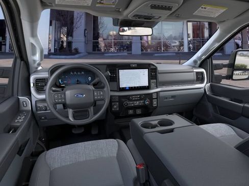 Used 2026 Ford F250 XLT w/ XLT Premium Package AWD/4WD image 9