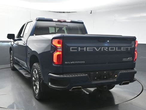 Used 2023 Chevrolet Silverado 1500 High Country w/ Technology Package image 6