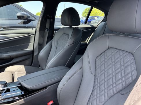 Used 2023 BMW 530i w/ M Sport Package RWD image 32