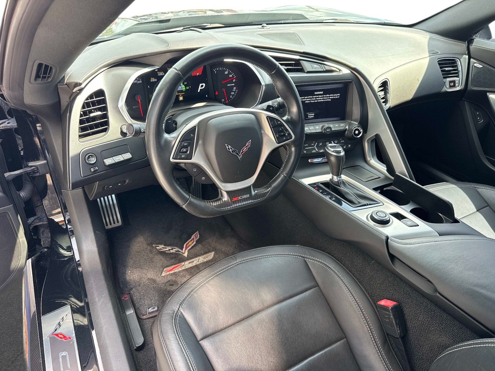 Used 2016 Chevrolet Corvette Z06 w/ 2LZ Preferred Equipment Group RWD image 16