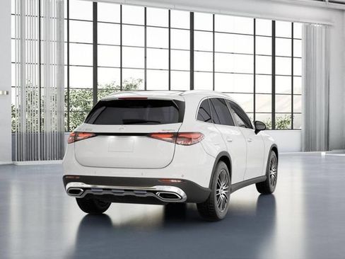 Used 2026 Mercedes-Benz GLC 300 4MATIC image 23