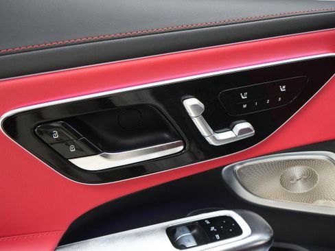 Used 2024 Mercedes-Benz CLE 53 AMG 4MATIC image 48