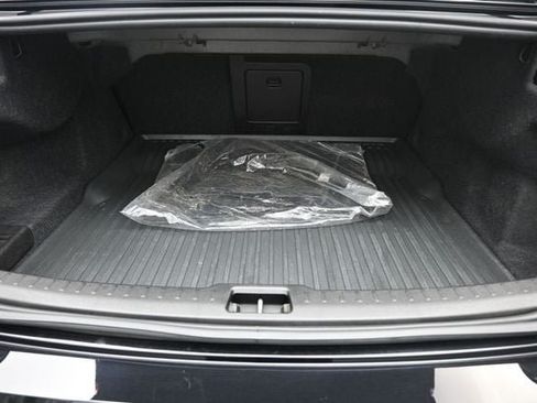 Certified 2025 Volvo S60 B5 Plus AWD/4WD image 23