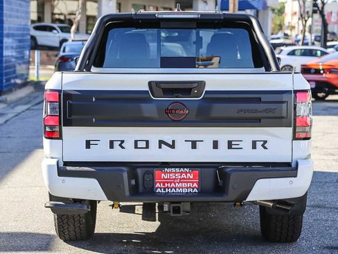 New 2025 Nissan Frontier PRO-4X w/ Pro Premium Package AWD/4WD image 7