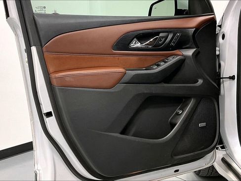 Used 2018 Chevrolet Traverse High Country image 21