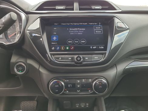 Used 2022 Chevrolet TrailBlazer LT w/ Convenience Package image 24