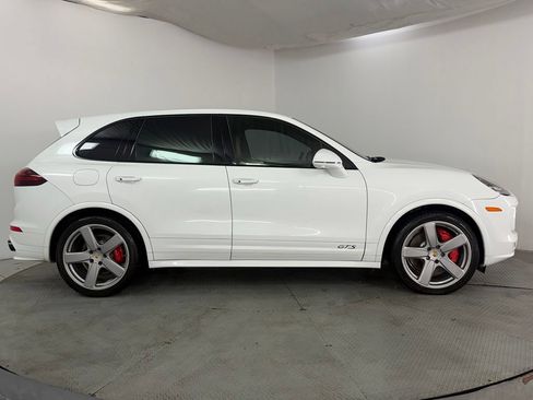 Used 2016 Porsche Cayenne GTS AWD/4WD image 5