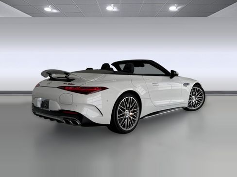 New 2026 Mercedes-Benz SL 63 AMG S e Performance 4MATIC image 8