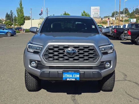 Used 2021 Toyota Tacoma TRD Off-Road AWD/4WD image 8