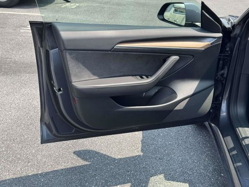 Used 2023 Tesla Model 3 Long Range AWD/4WD image 15
