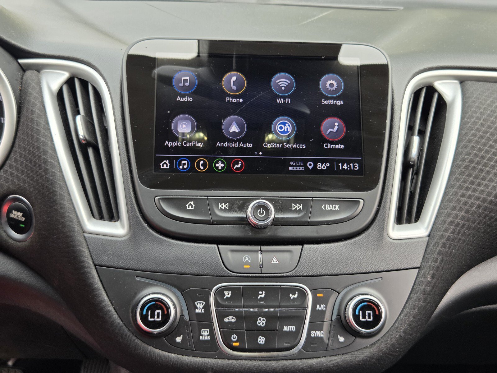 Used 2024 Chevrolet Malibu LT FWD image 17