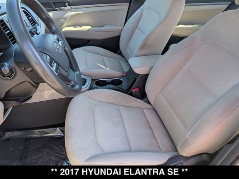 Used 2017 Hyundai Elantra SE FWD image 16