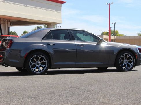 Used 2018 Chrysler 300 Touring w/ Sport Appearance Package RWD image 3