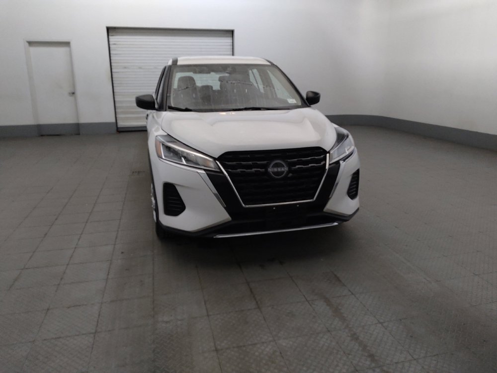 Used 2024 Nissan Kicks S FWD image 14