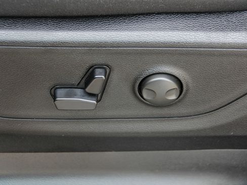 Used 2026 RAM 1500 Big Horn RWD image 20