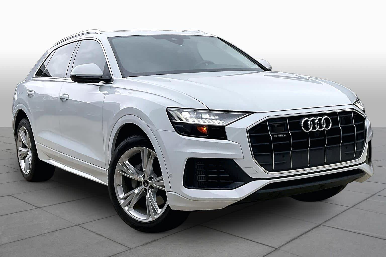 Used 2023 Audi Q8 Premium Plus AWD/4WD image 3