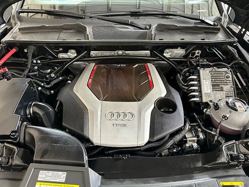 Used 2019 Audi SQ5 Prestige AWD/4WD image 28