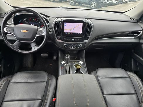 Used 2020 Chevrolet Traverse LT w/ LT Premium Package AWD/4WD image 5