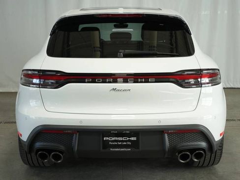 Certified 2025 Porsche Macan AWD/4WD image 12