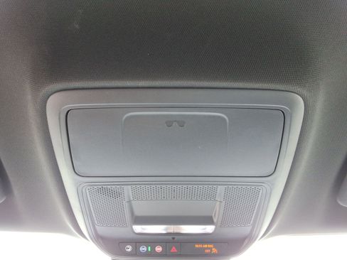 New 2025 GMC Acadia AT4 image 21