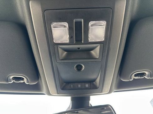 Used 2022 RAM 1500 Classic Warlock AWD/4WD image 35
