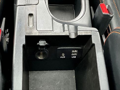 Used 2018 Subaru Crosstrek 2.0i Limited image 25