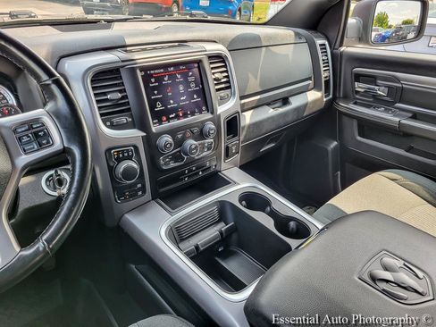 Used 2023 RAM 1500 Warlock AWD/4WD image 23