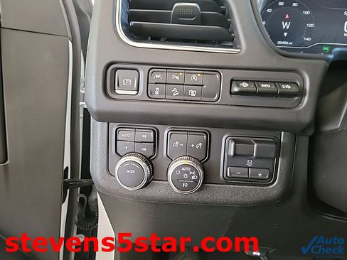 Used 2023 GMC Yukon XL AT4 w/ Technology Package image 22