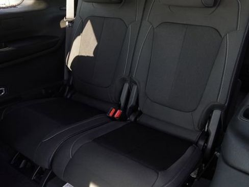 New 2026 Jeep Grand Cherokee L Laredo AWD/4WD image 14