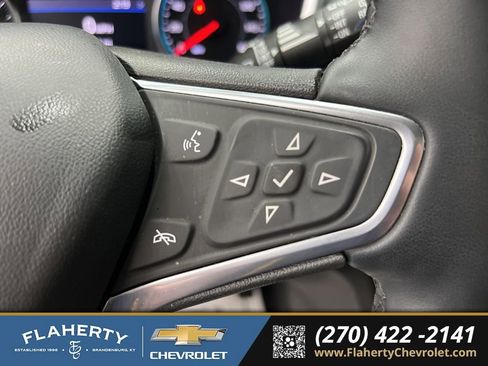 Used 2023 Chevrolet Equinox Premier image 26